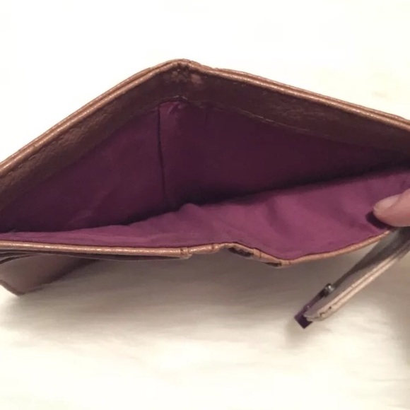 Volcom Woman’s Wallet Faux Leather Button close - Picture 6 of 8